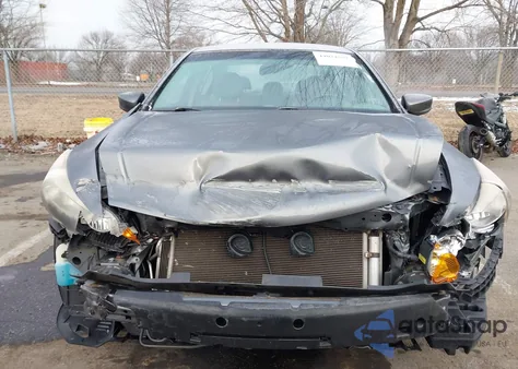 2010 Honda Accord 2.4 Ex-L from USA, damaged, VIN 1HGCP2F86AA167140